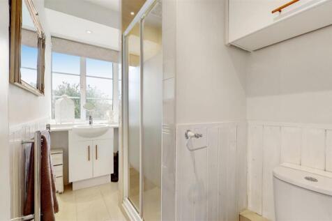 Bathroom combined W.C
