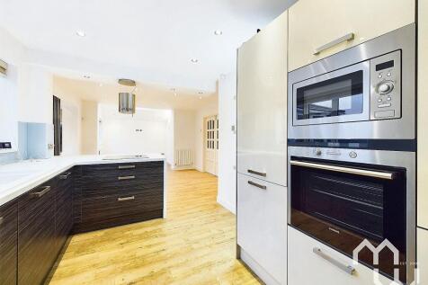 Open Plan Kitchen
