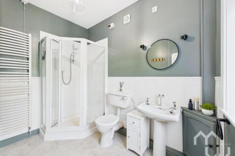 Downstairs Bathroom