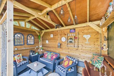 Garden room