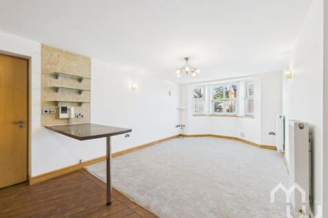 Kitchen / Living Room