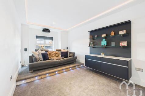 Cinema Room / Lounge