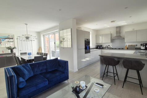Open Plan Living/Kitchen/Diner