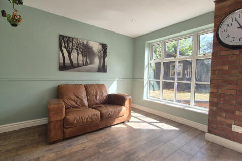 Open Plan Living/Kitchen/Diner