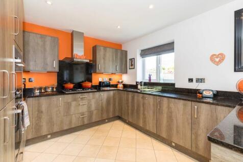 Kitchen - Family Room