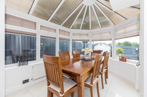 Kitchen Family Room