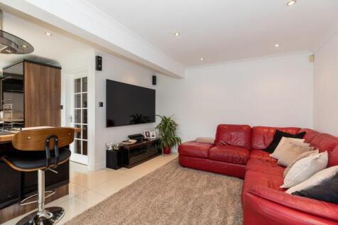 Kitchen Family Room
