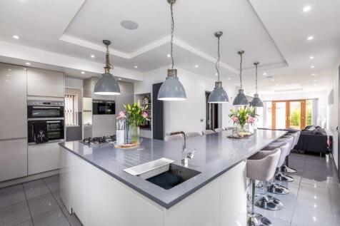 Lounge Kitchen
