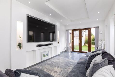 Lounge Kitchen