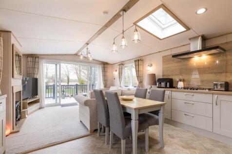 Kitchen Lounge