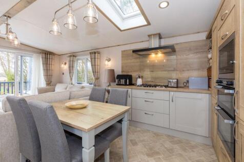 Kitchen Lounge
