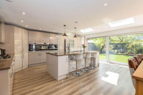 Kitchen Family Room