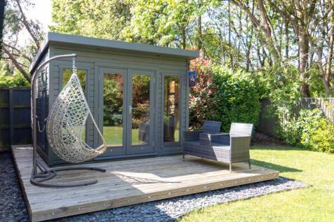 Garden room
