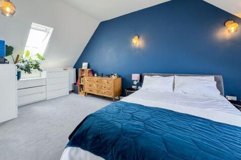 Master bed