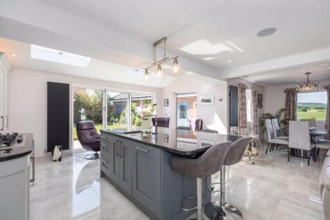 Living Dining Kitchen 