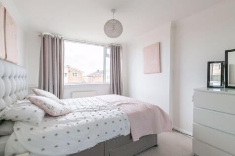 1st floor bed