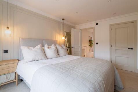 Master bed