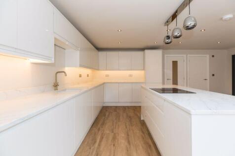 Kitchen Family Room