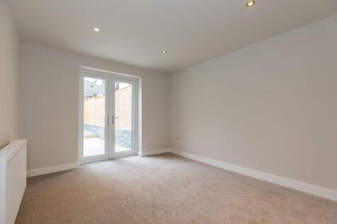 Ground floor bed