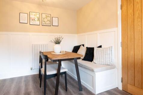 Kitchen diner