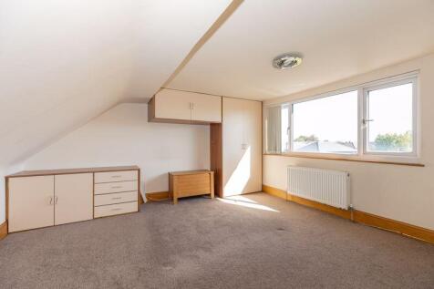 2nd floor bedroom