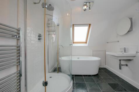 En-Suite (2)
