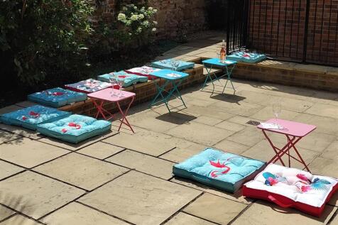 Courtyard Garden