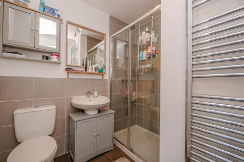 En-Suite (1)