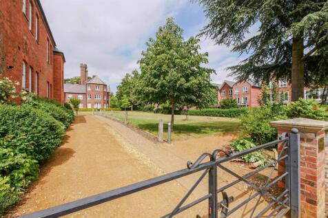 Communal Grounds