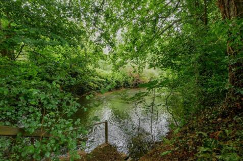 The River Thame