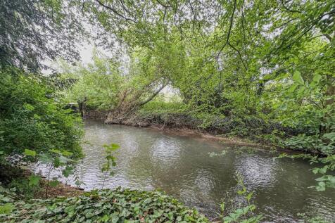The River Thame