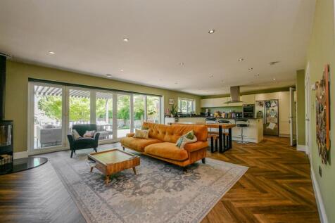 Open Plan Kitchen/Dining/Reception Room
