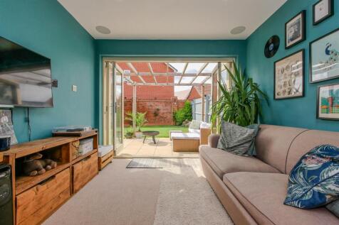 Garden Office/Converted Garage