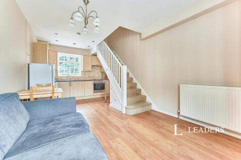 Living Room &amp; Kitchen