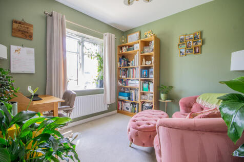 Home Office/ Play Room