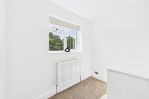 Bedroom/Home Office