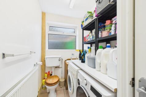 Cloakroom/Utility Room