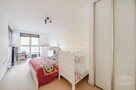 eb9a3d43-6d61-492...