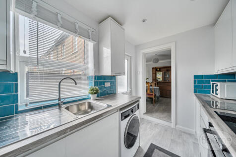 e9ea1c96-afa2-404...