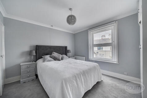 2d586224-0c98-463...