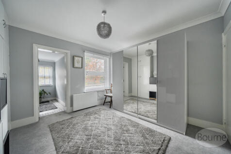 b7422528-ee35-46a...