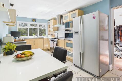 Kitchen - view 1