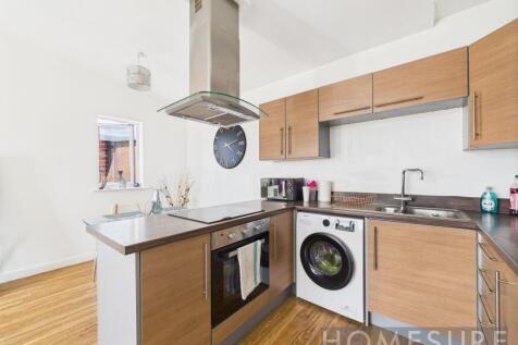 Kitchen/Living Area