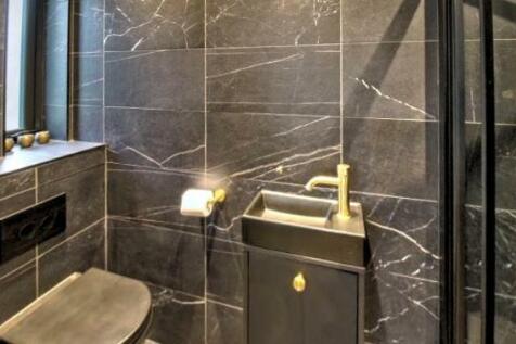 ENSUITE/WC