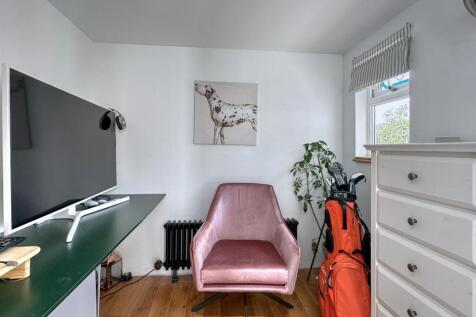 GARDEN OFFICE