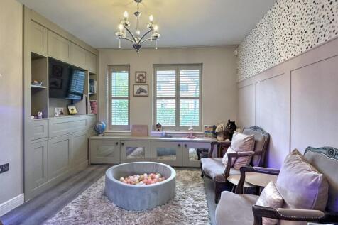 PLAY ROOM