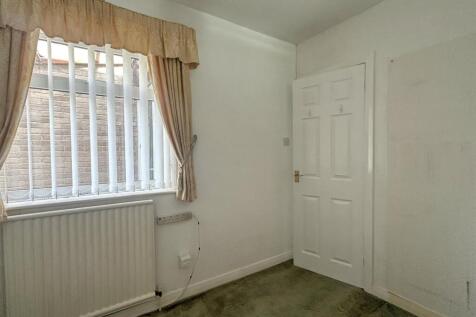 OFFICE/BEDROOM FIVE