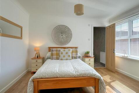 ENSUITE BEDROOM