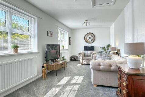 SECOND RECEPTION ROOM/BEDROOM