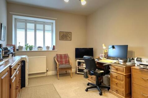 DINING ROOM/4th BEDROOM